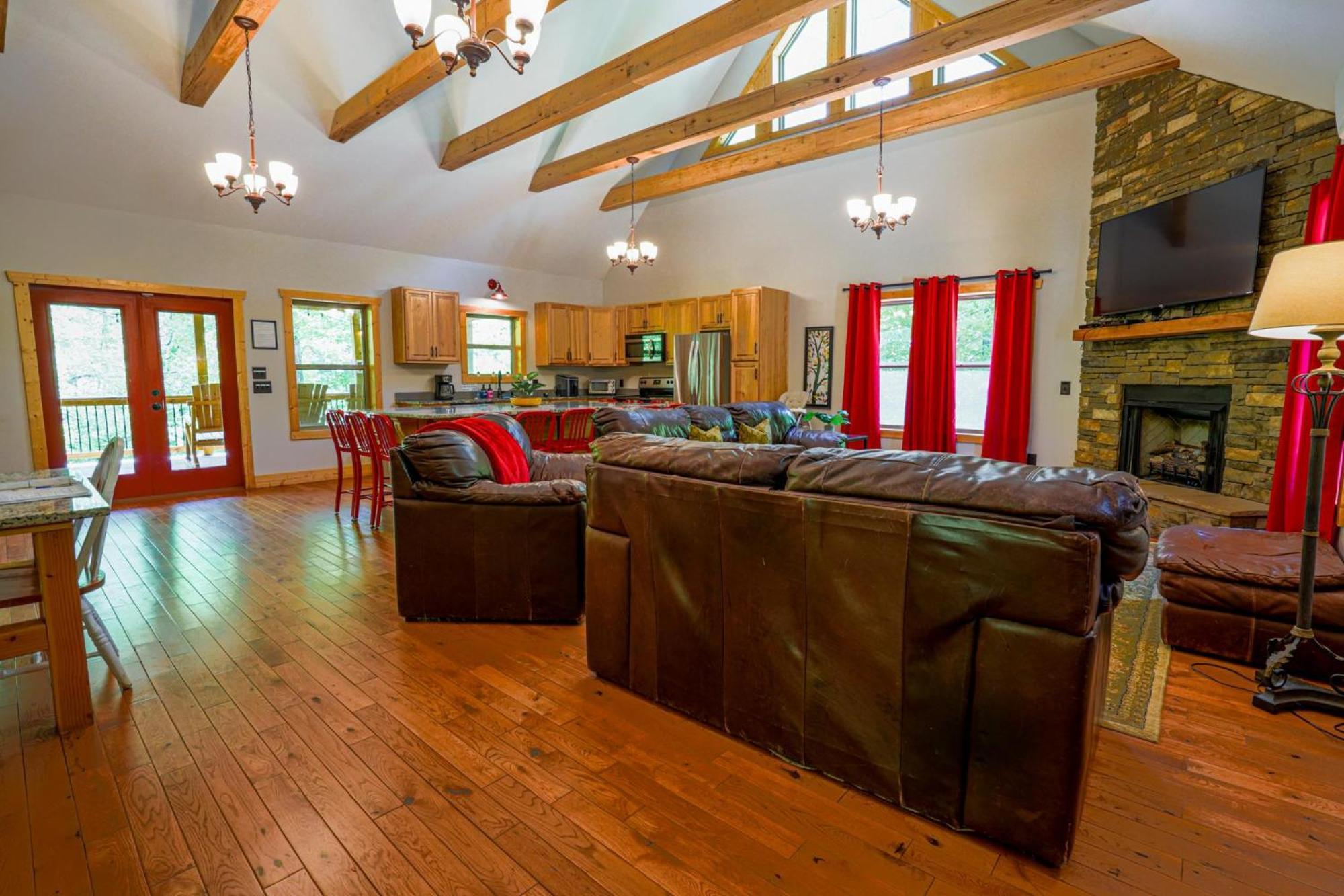 New Listing! Wine Country Retreat - 2 Bed, Hot Tub Villa Dahlonega Exterior foto