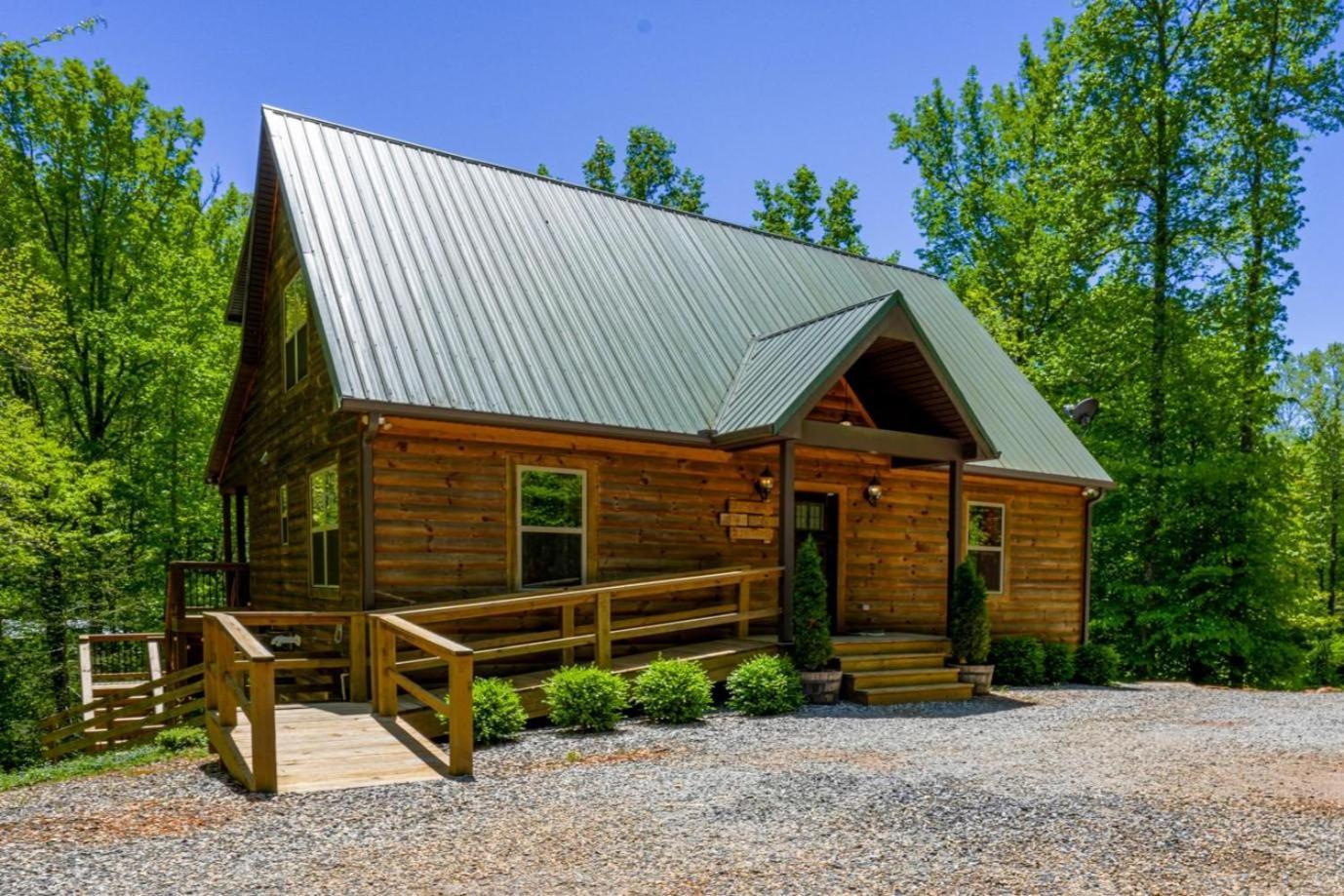 New Listing! Wine Country Retreat - 2 Bed, Hot Tub Villa Dahlonega Exterior foto